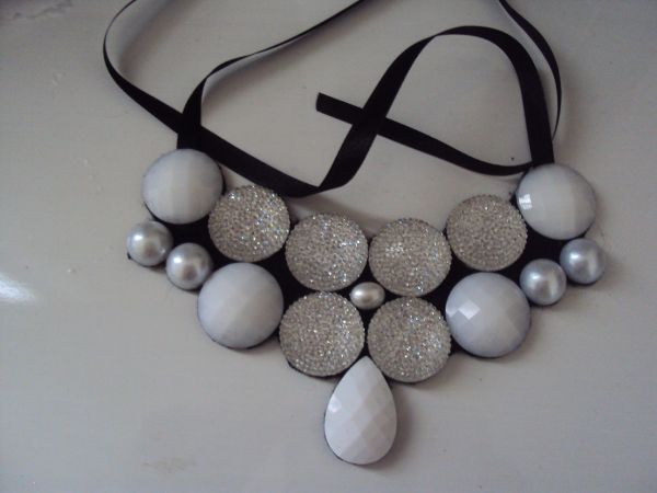 Maxi colar Branco